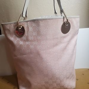 Gucci shoulder bag